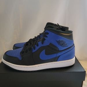 Jordan 1s Mid Royal Tumbled Leather